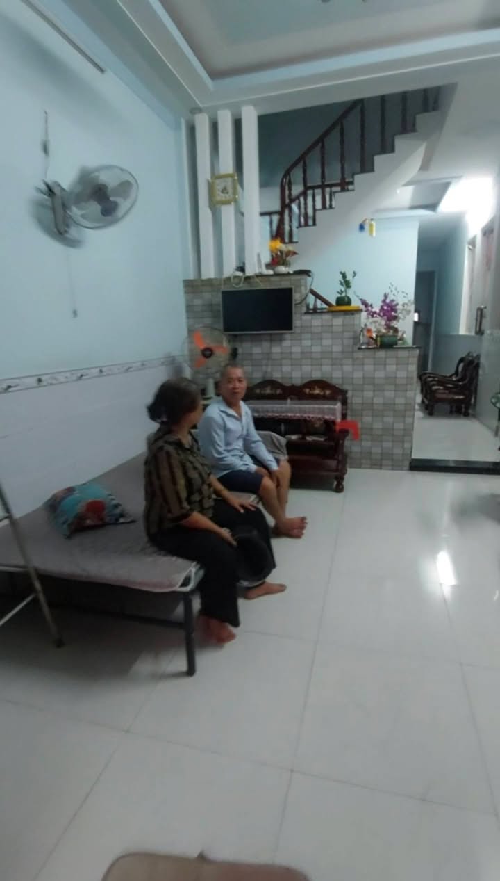 Nhà phố Tân Hạnh Dĩ An 70m² giá tốt - Sở hữu ngay!