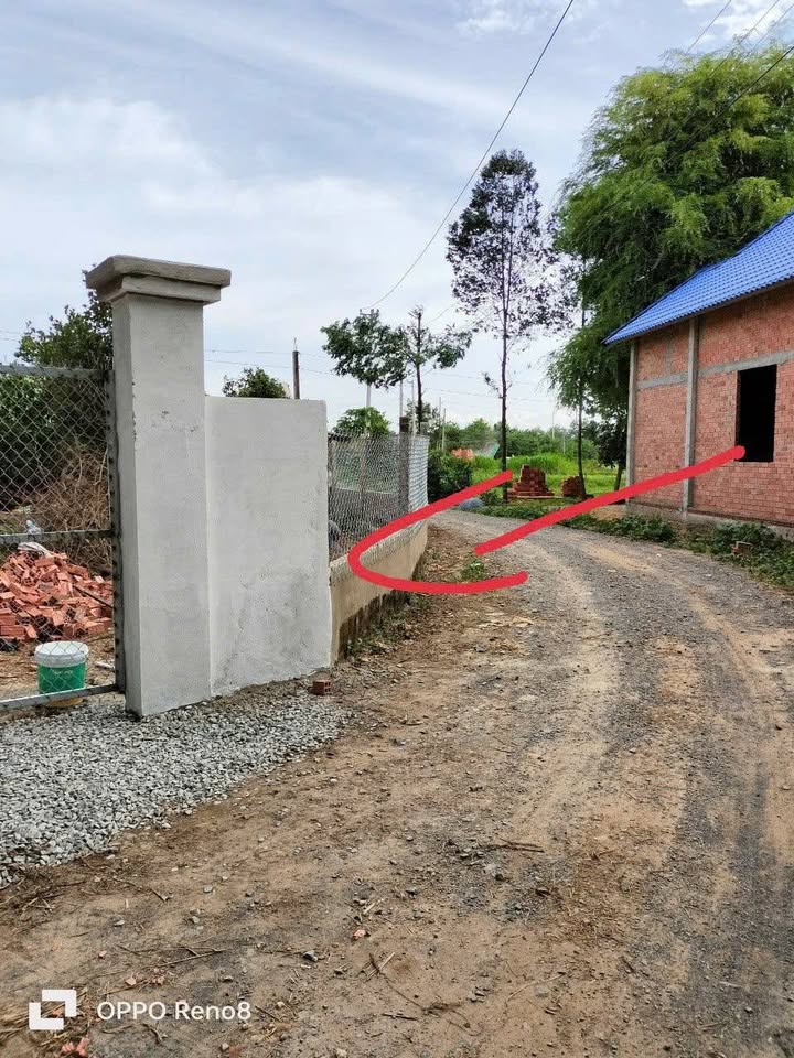 Đất thổ cư 137m² tại Đức Hòa Long An 300m² - Đường vào 200m!