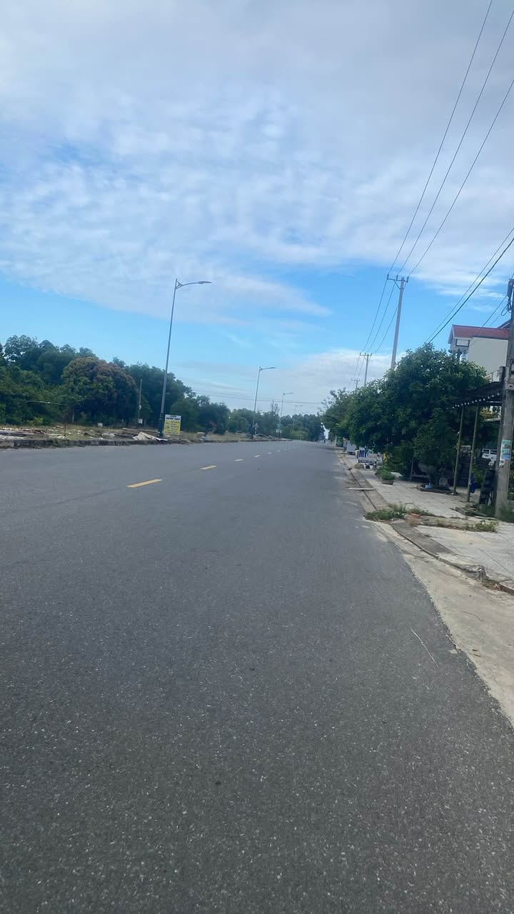 Đất nền đường Lý Thường Kiệt, Tam Kỳ 175m² giá 3 tỷ - Cơ hội đầu tư tuyệt vời!