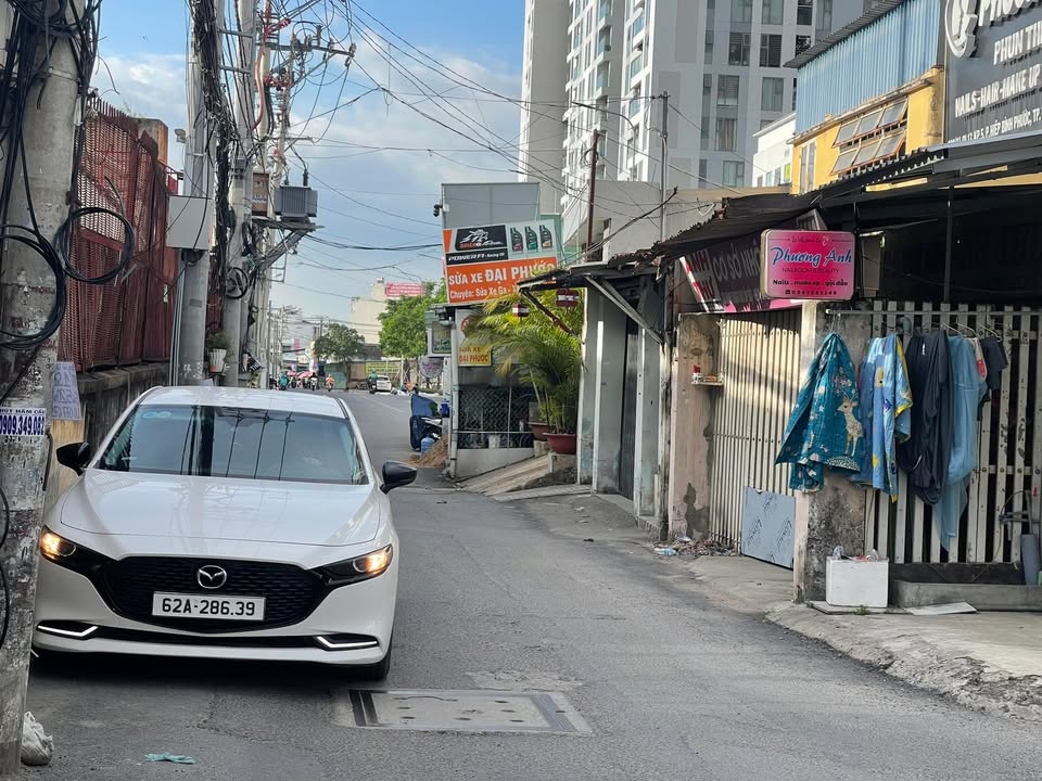 Nhà riêng Phường Hiệp Bình, Thủ Đức 70m² giá 4 tỷ - Thiết kế thoáng mát, dọn vào ở ngay!