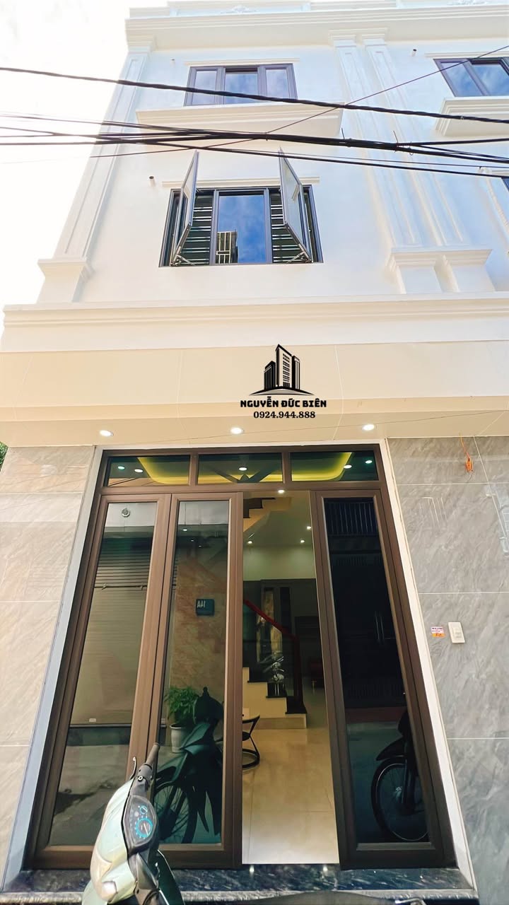 Nhà 3 tầng tại phường Trần Lãm, TP. Thái Bình 35m² giá chỉ 2 tỷ - Nhà mới, đầy đủ tiện nghi!