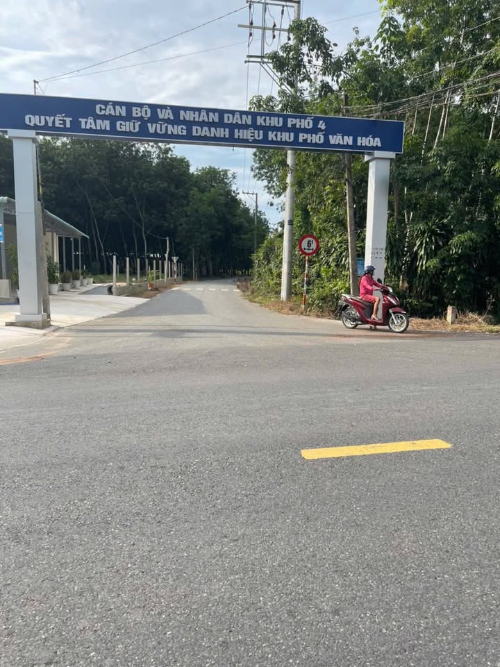 Đất thổ cư chính chủ bán tại Chánh Phú Hòa, Bình Dương - Diện tích 390m² giá 2.7 tỷ