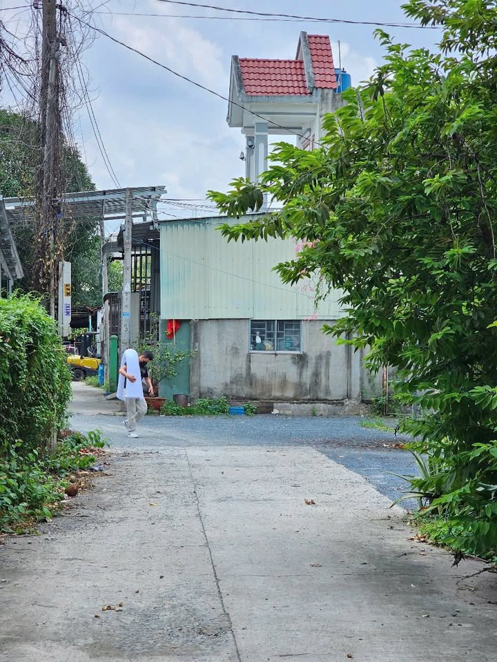 Đất xây biệt thự Tân Đông Hiệp Dĩ An 1550m² giá 15 tỷ - Đường ô tô vào tận nơi!