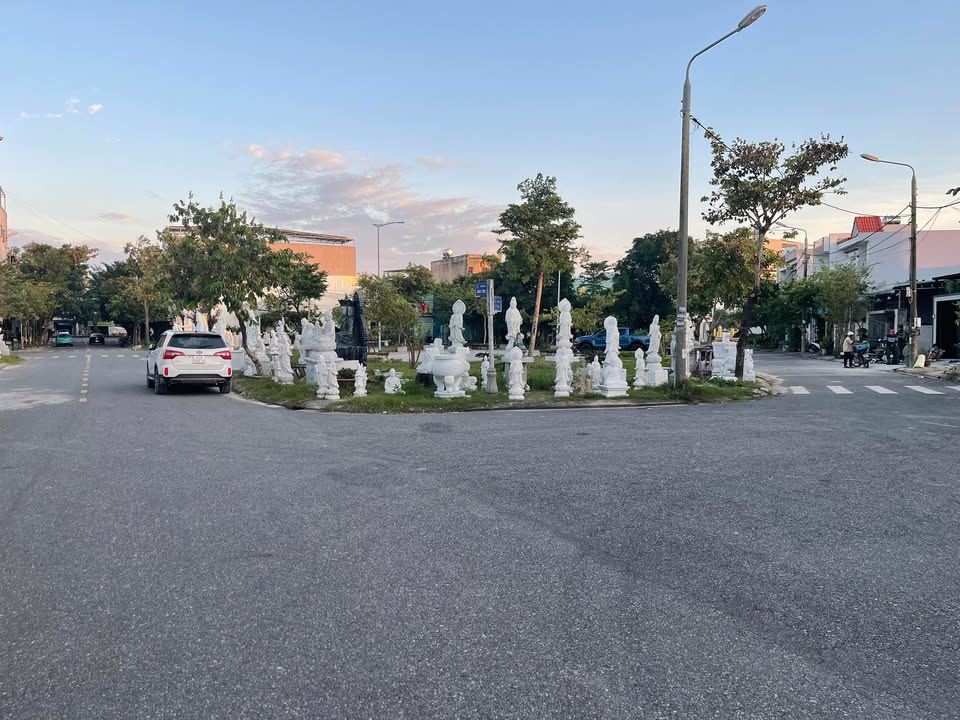 Lô đất Nguyễn Duy Trinh 111m² giá 3 tỷ - Ô tô vào tận nơi!