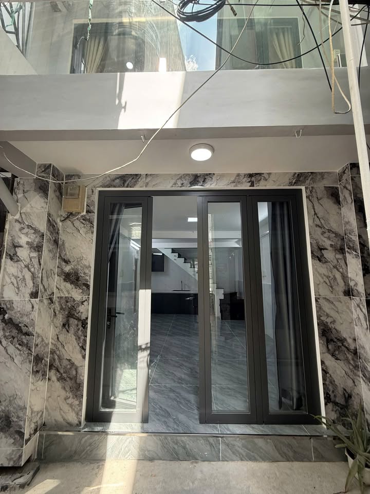 Nhà mới 3 tầng Trần Quang Khải, quận 1, 26m² giá 5.5 tỷ - Sổ hồng chính chủ!