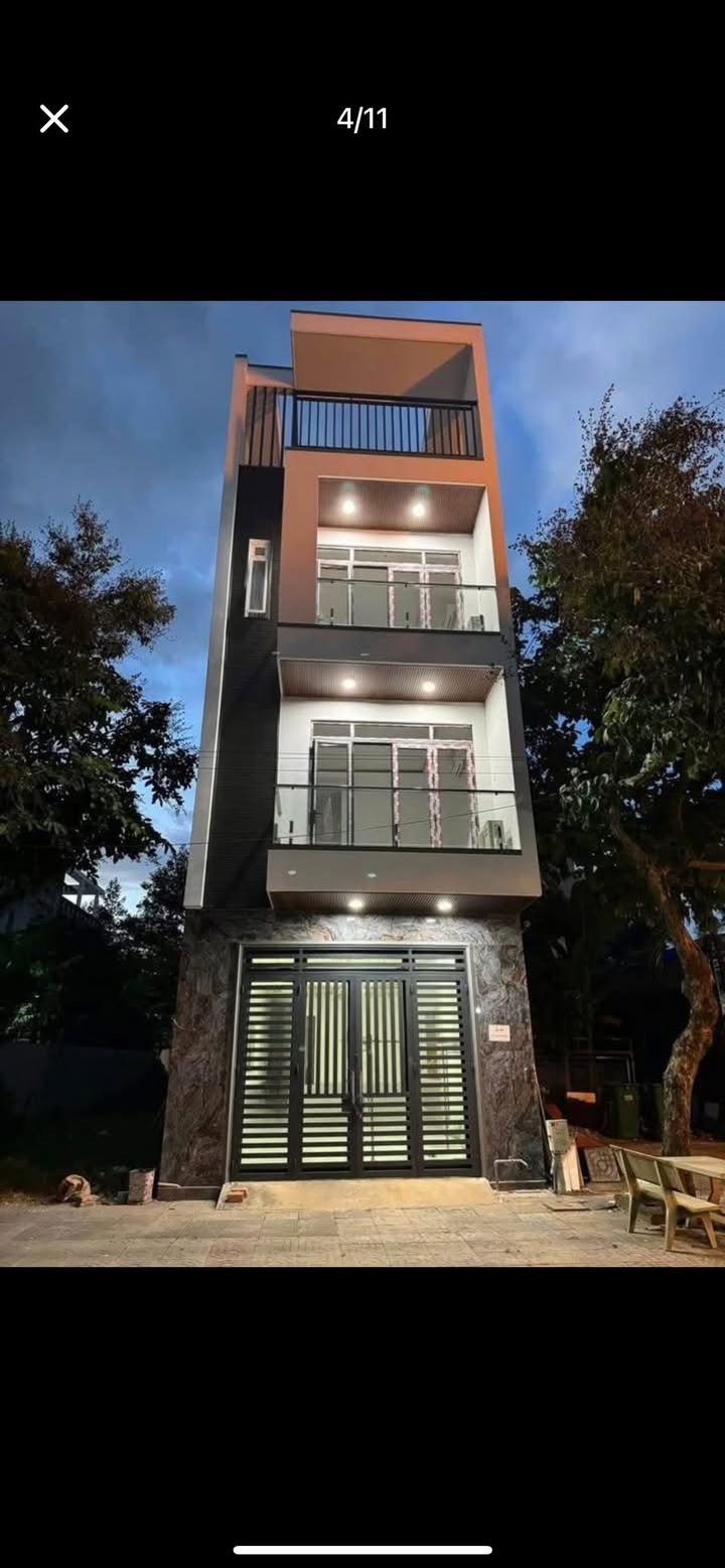 Nhà 4 tầng Phước Nguyên, Bà Rịa 102m² giá 7.6 tỷ - Thích hợp kinh doanh đa dạng!