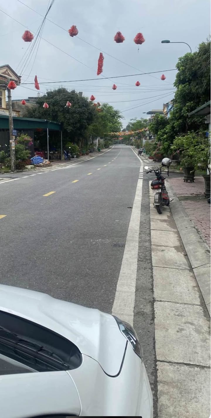 Đất mặt đường Tiên Lũng, Phường Ỷ La, 157m² giá 2.68 tỷ - Bán gấp do chuyển công tác!