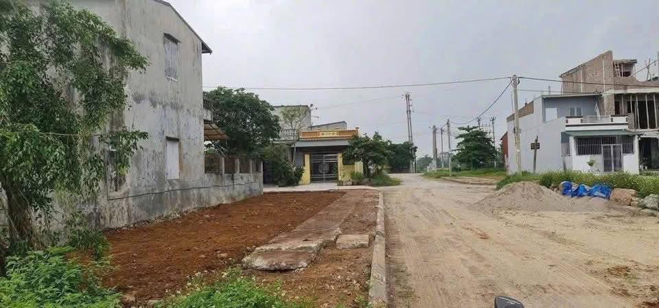 Đất nền Thanh Hà 99m² giá 1.xx tỷ - Sổ đỏ chính chủ, công chứng ngay!