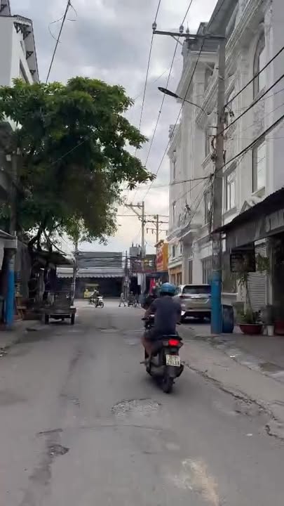 Nhà riêng Dĩ An 75m² giá 4.45 tỷ - Gần chợ Dĩ An chỉ 100m!