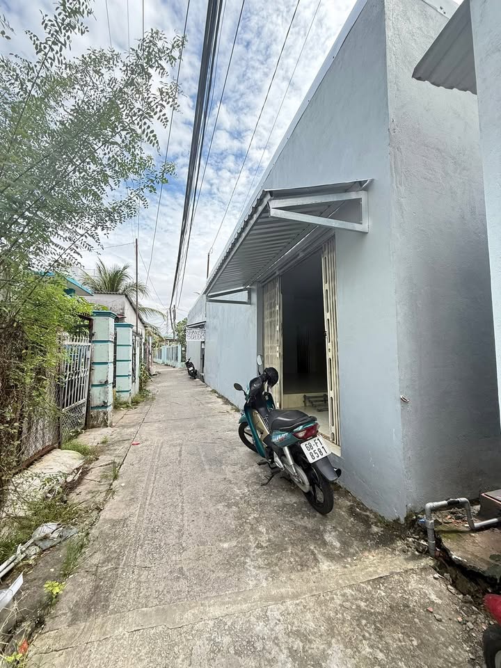 Nhà cho thuê hẻm 341 Lâm Quang Ky, Vĩnh Lạc 2PN giá 3.5 triệu - Sẵn sàng vào ở!