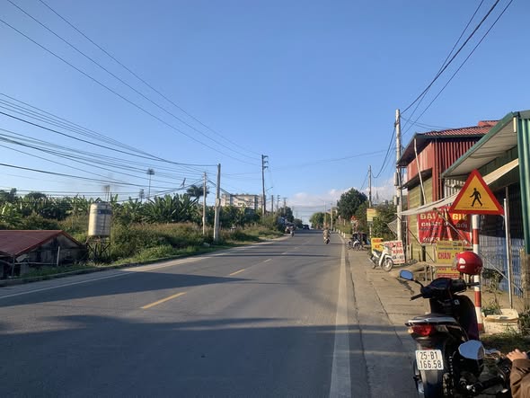 Đất nền Tân Phong Lai Châu 333m² giá 1.1 tỷ - Sổ đỏ chính chủ, đầu tư sinh lời!