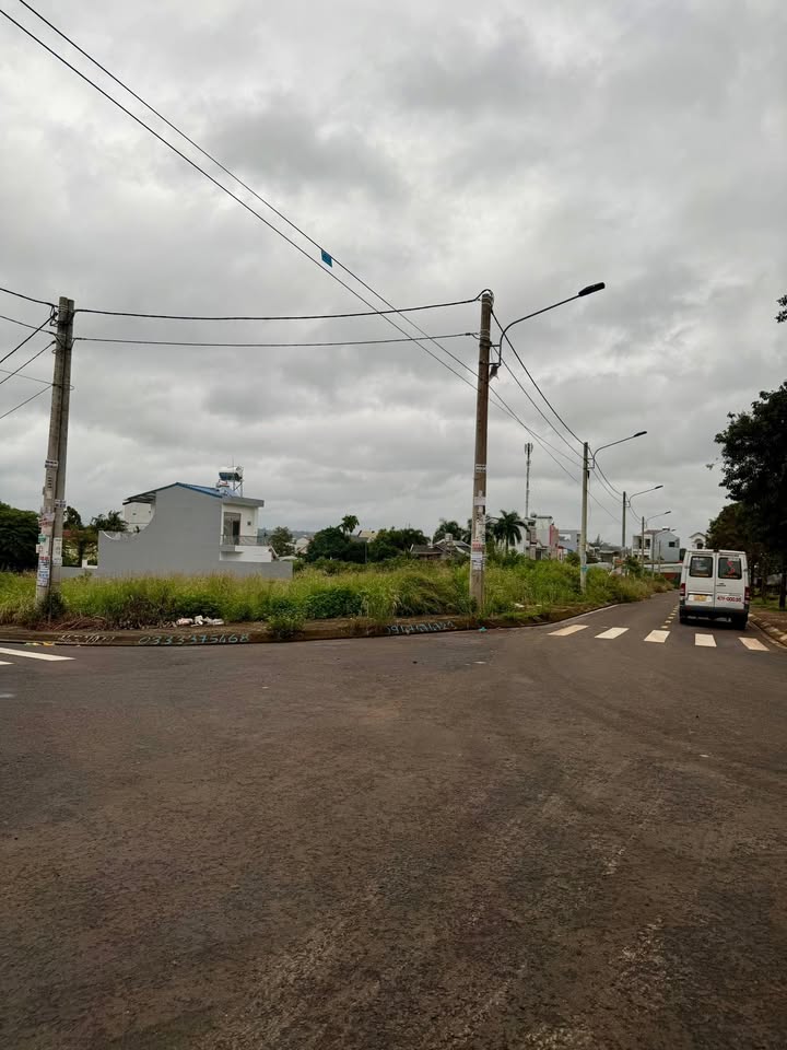 FrontHouse Nguyễn Hữu Thọ 100m² giá 5.2 tỷ - Mặt tiền không lỗi, đầu tư sinh lời!