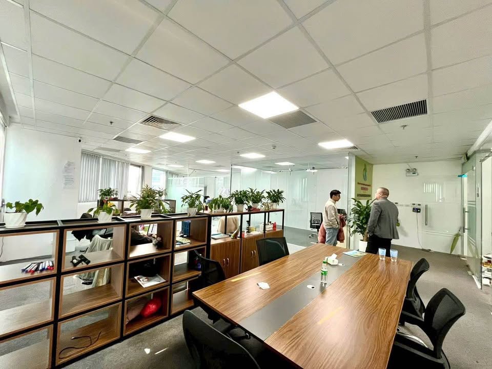 Văn phòng cho thuê tòa building Lê Văn Lương, Thanh Xuân 150m² giá 34 triệu - Không thể bỏ lỡ!