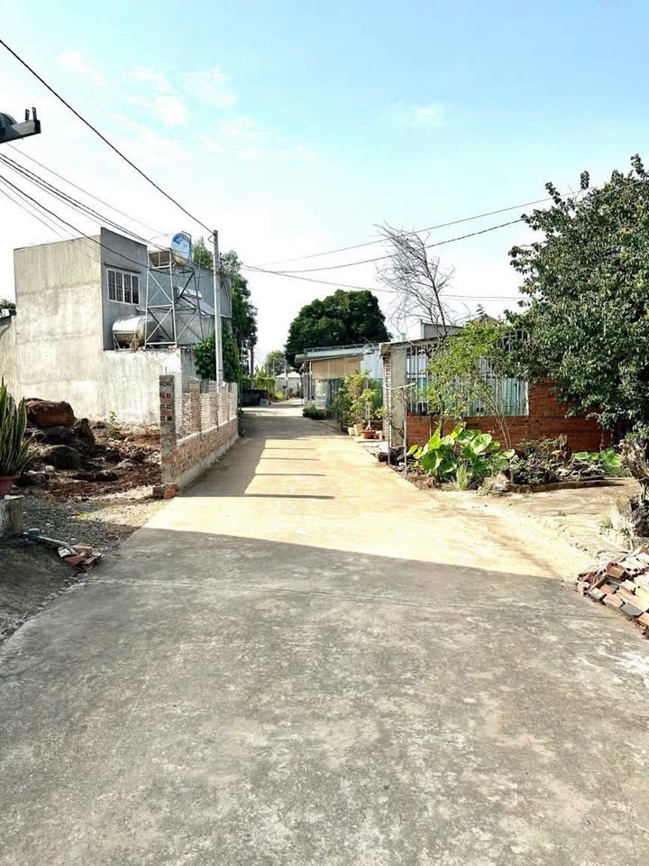 Đất nền Vĩnh Tân 140m² giá 1.1 tỷ - Sổ đỏ chính chủ, mặt tiền bê tông