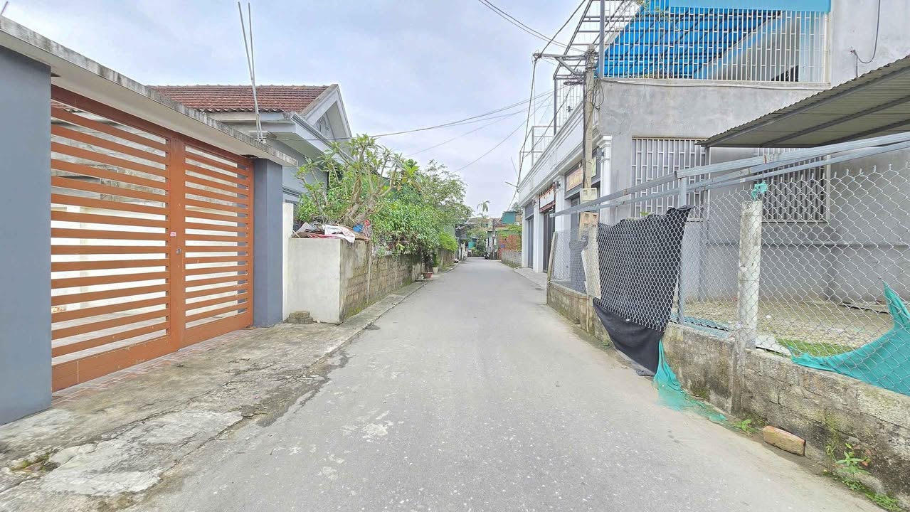 Đất lô góc 2 mặt tiền Hà Huy Tập, Thành Sen 130m² giá 2 tỷ - Đầu tư sinh lời ngay!