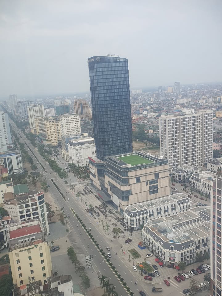 Căn hộ cao cấp Vinhomes VLR 52m² giá 2 tỷ - View đẹp, thoáng mát!