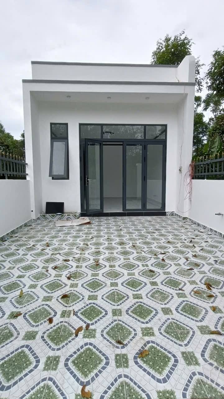 Nhà Hưng Lộc Thống Nhất 130m² giá 1.28 tỷ - Sổ đỏ chính chủ, sân xe hơi!