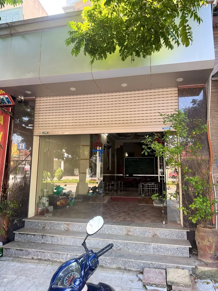 Nhà 3 tầng đường Nguyễn Tất Thành, Vĩnh Yên 92m² giá 6 tỷ - Sẵn sàng vào ở!