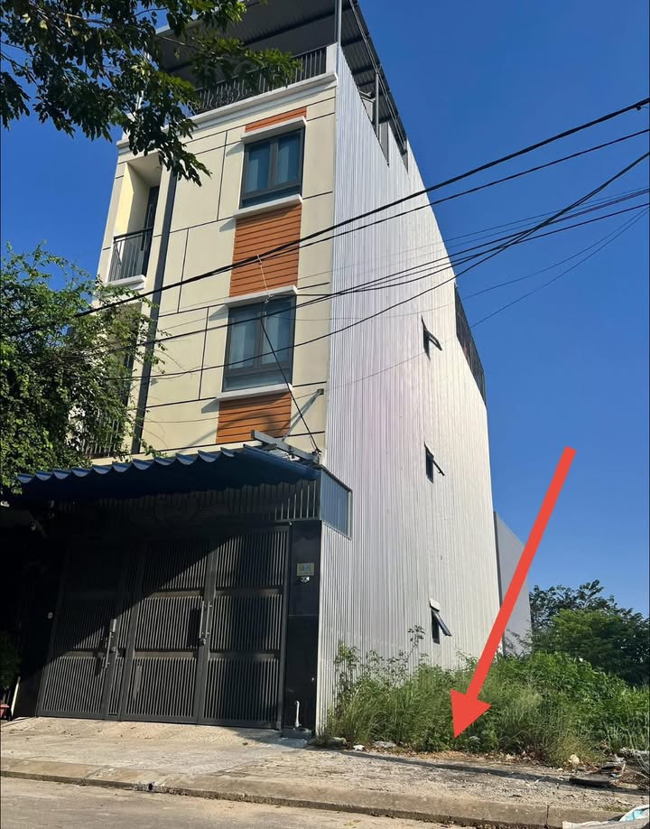 Đất mặt tiền Bàu Mạc 20, Hòa Khánh Bắc, 93m² giá 4.65 tỷ - Vị trí đắc địa gần biển!