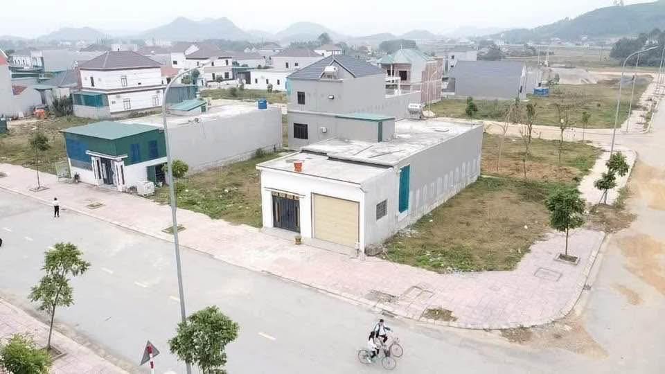 Đất tái định cư Quỳnh Vinh, Hoàng Mai 189m² - Giá tốt thỏa thuận!