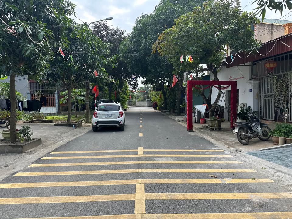 Nhà 2 tầng đẹp tại Ninh Nhất, Hoa Lư - 77.9m² chỉ 4 tỷ - Sẵn sàng vào ở!