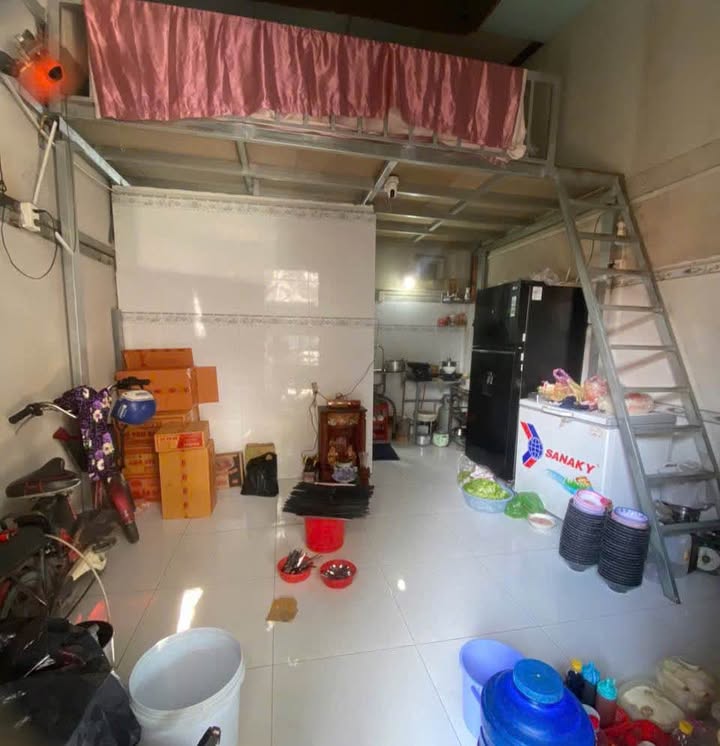 Nhà trệt lửng 20m² Ấp 7 Xuân Thới Thượng - Giá chỉ 570 triệu, thương lượng nhẹ!