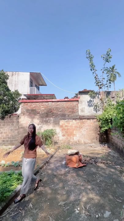 Đất nền Xuân Mai 56.9m² giá 2 tỷ - Sổ đỏ chính chủ, ô tô vào tận nơi!