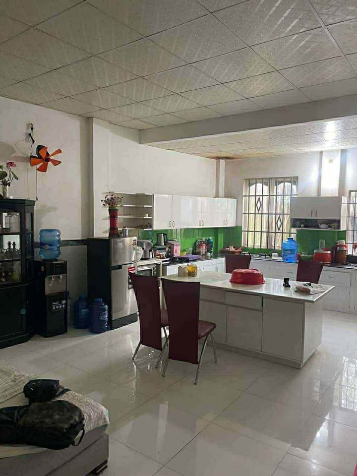 Nhà riêng Tân Phú 408m² giá thỏa thuận - Phù hợp cho gia đình lớn!