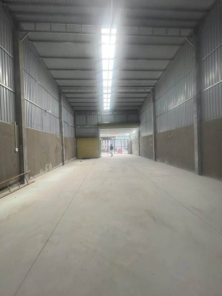 Cho thuê kho xưởng 240m² tại Xuân Thới Sơn, Hóc Môn - Giá chỉ 8 triệu/tháng!