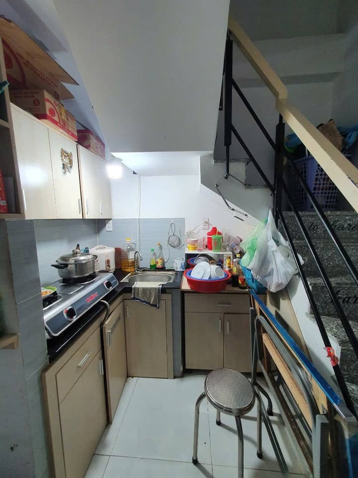 Nhà thuê Tân Thuận Tây, Q7 - Diện tích 20m², giá chỉ 8 triệu/tháng - Sẵn sàng vào ở!