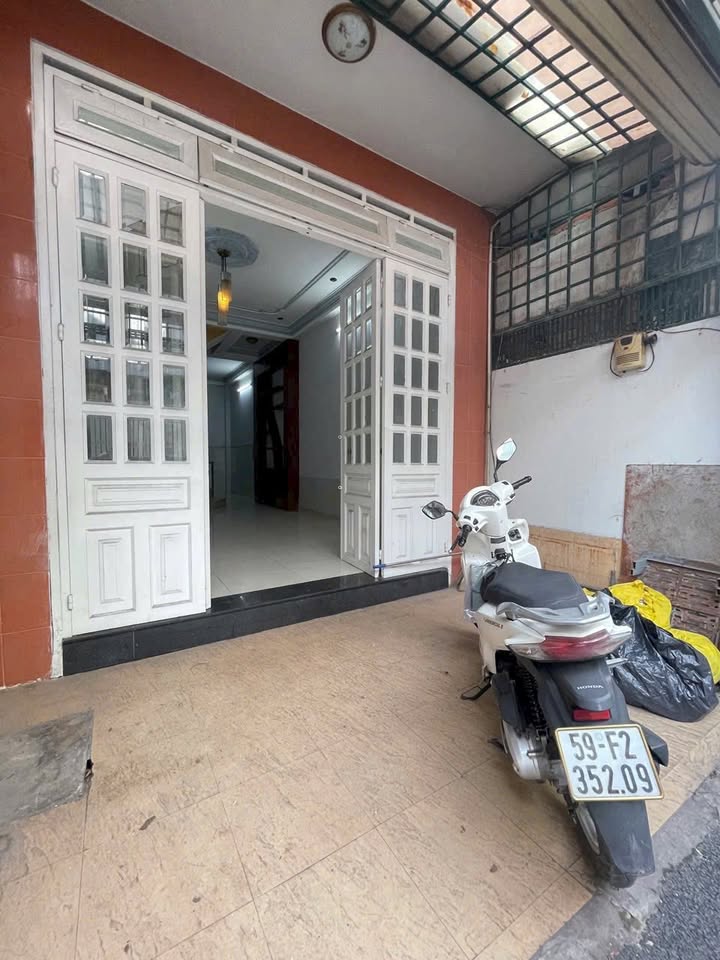 Nhà cho thuê hẻm 276 Thống Nhất, Gò Vấp 60m² giá 10 triệu - Nhanh tay chốt hợp đồng!