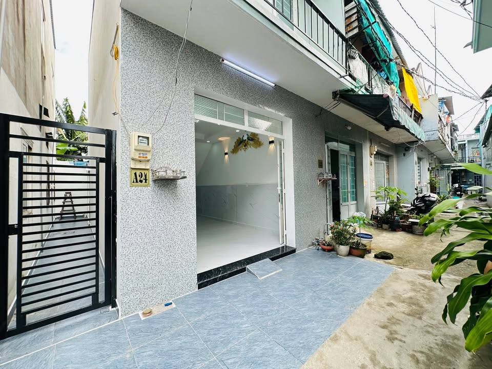 Nhà riêng Hưng Long, 43m² giá 950 triệu - Pháp lý rõ ràng, vào ở ngay!
