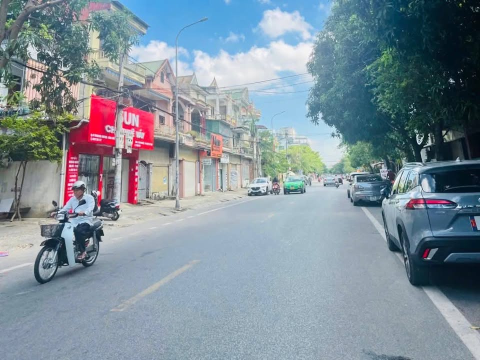 Bán nhà 4 tầng mặt đường Hermann, Vinh 95m² giá 13 tỷ - Tiềm năng kinh doanh lớn!