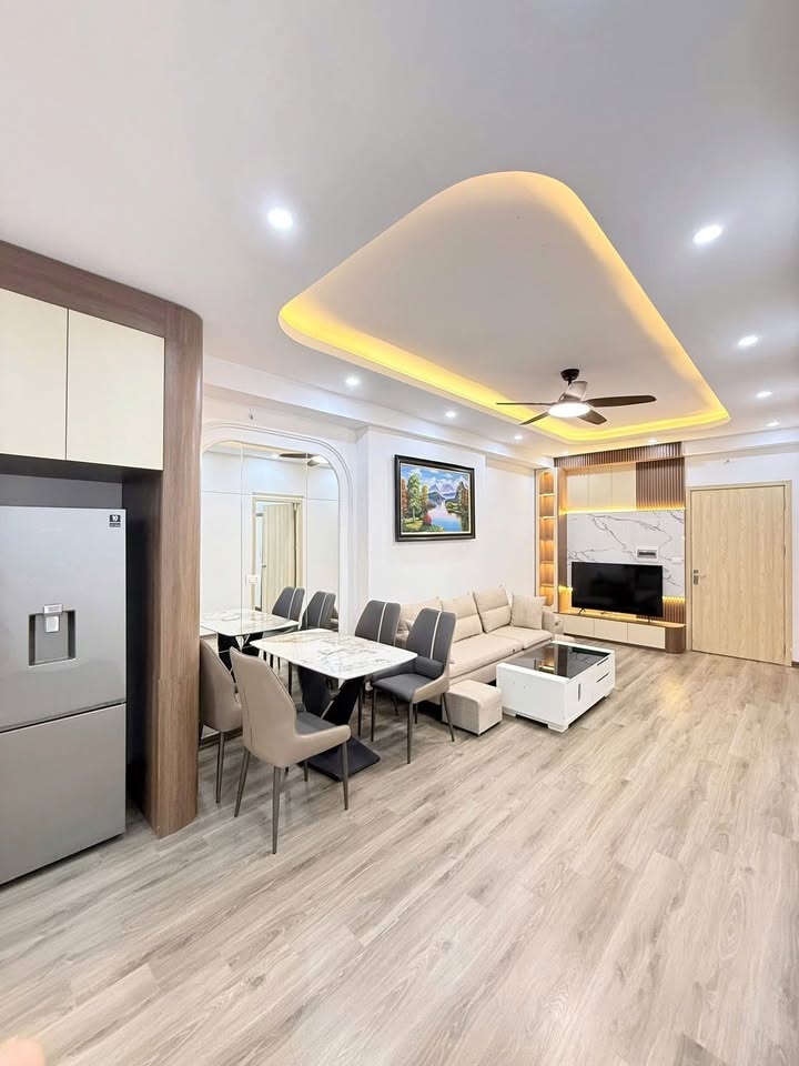 Căn hộ Chung cư Thanh Hà 72m² giá 3.7 tỷ - Full nội thất, sẵn sàng ở!