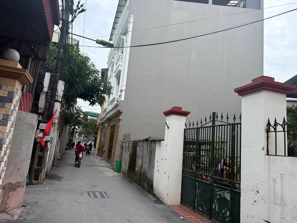 Đất Ngũ Hiệp 63m² giá 6.5 tỷ - Sổ đỏ chính chủ, mặt tiền 4m