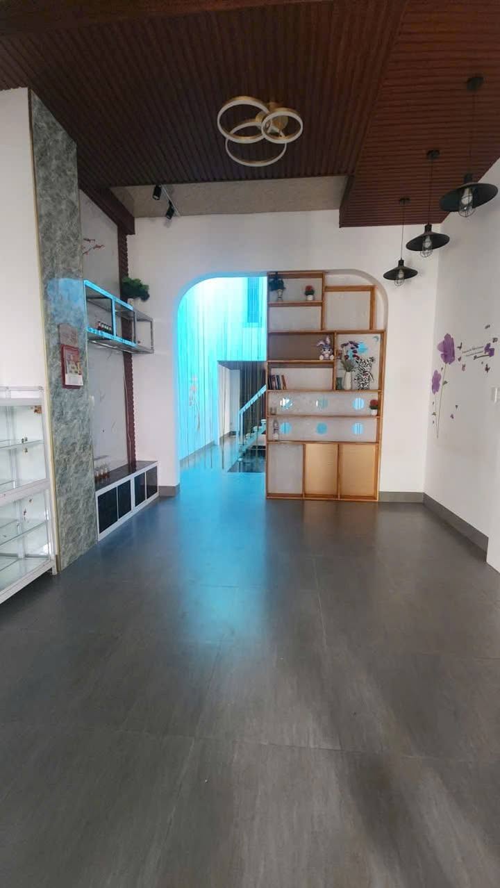 Nhà cho thuê nguyên căn 01 trệt 01 lầu, Đường Bùi Thị Trường, Bạc Liêu - Giá chỉ 5.5 triệu/tháng!