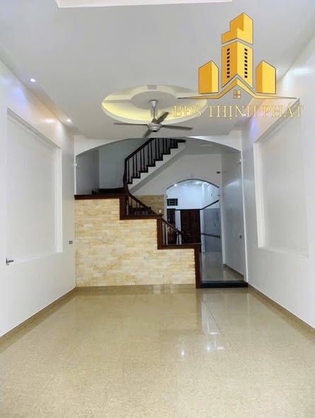 Nhà 5 tầng đường Nguyễn Thị Minh Khai 77m² giá 15.2 tỷ - Đầu tư sinh lời ngay!
