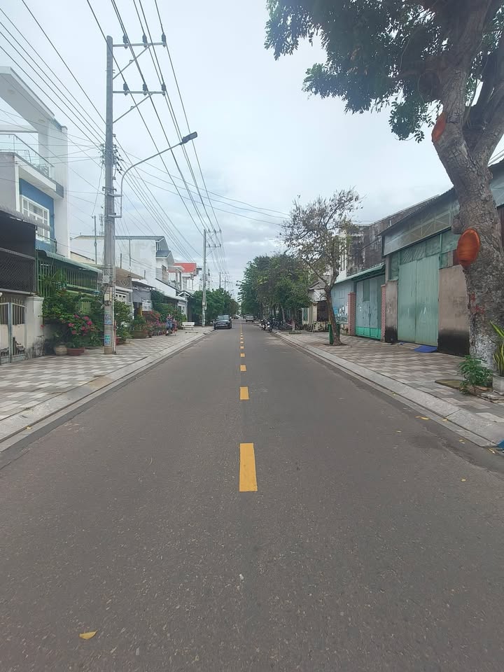 Đất thổ cư Trần Quang Diệu, Xuân An, 100m² giá 3.3 tỷ - Cơ hội vàng đầu tư!