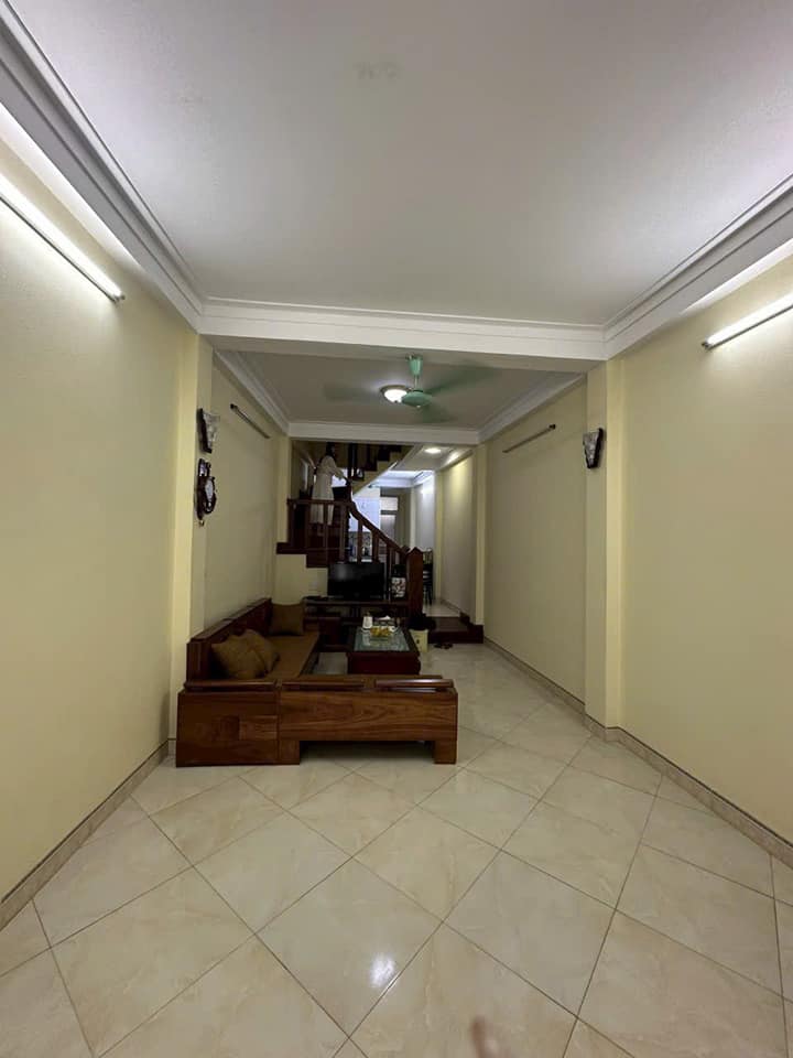 Nhà 2 tầng Phú Sơn 61m² giá 1.7 tỷ - Nhà đẹp chỉ việc ở ngay!