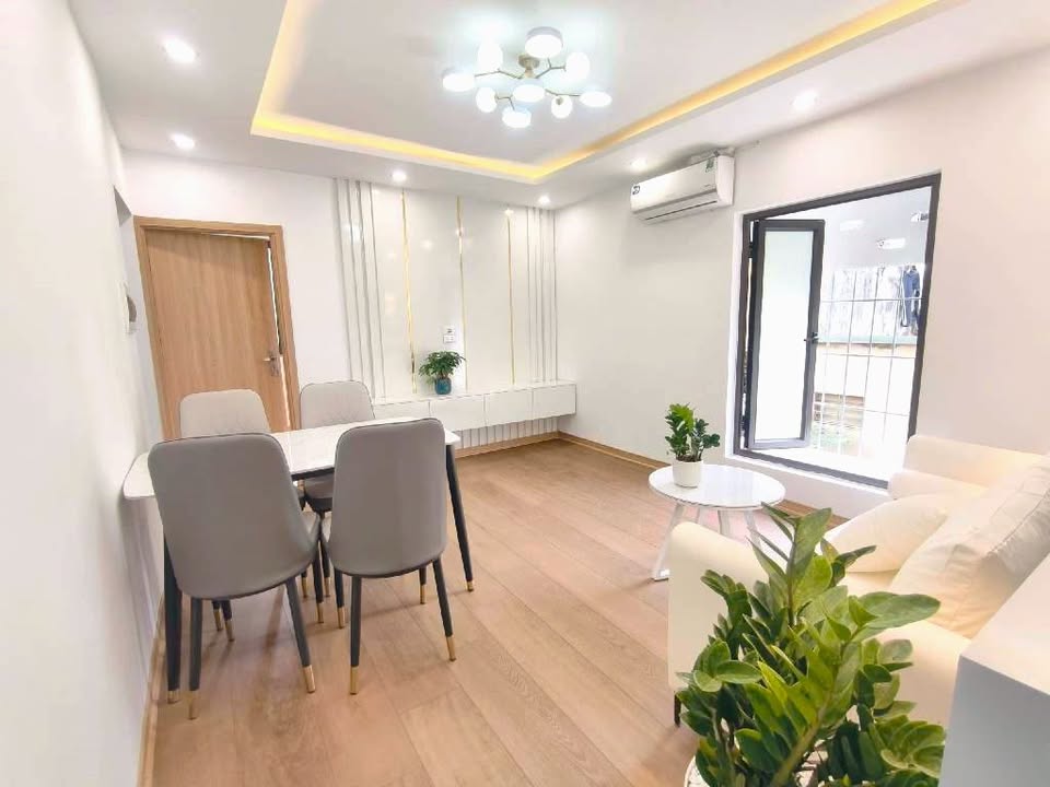 Căn hộ Tập thể Quỳnh Mai - Hai Bà Trưng 90m² giá 4 tỷ - Sẵn sàng ở ngay!