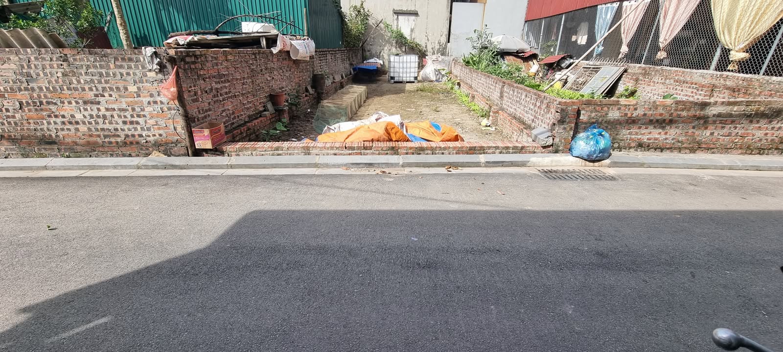 Đất nền Xuân Canh 61.7m² giá 8 tỷ - Tiềm năng đầu tư cao!