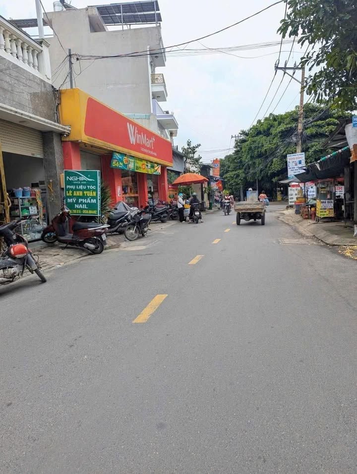 Nhà cấp 4 mặt tiền Nguyễn Duy Cung, Gò Vấp, 338m² - Giá tốt cho đầu tư!