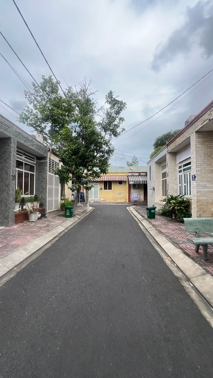 Nhà phố Hiệp Thành, Thủ Dầu Một 75m² giá 2.85 tỷ - Khu dân trí cao, an ninh tốt!