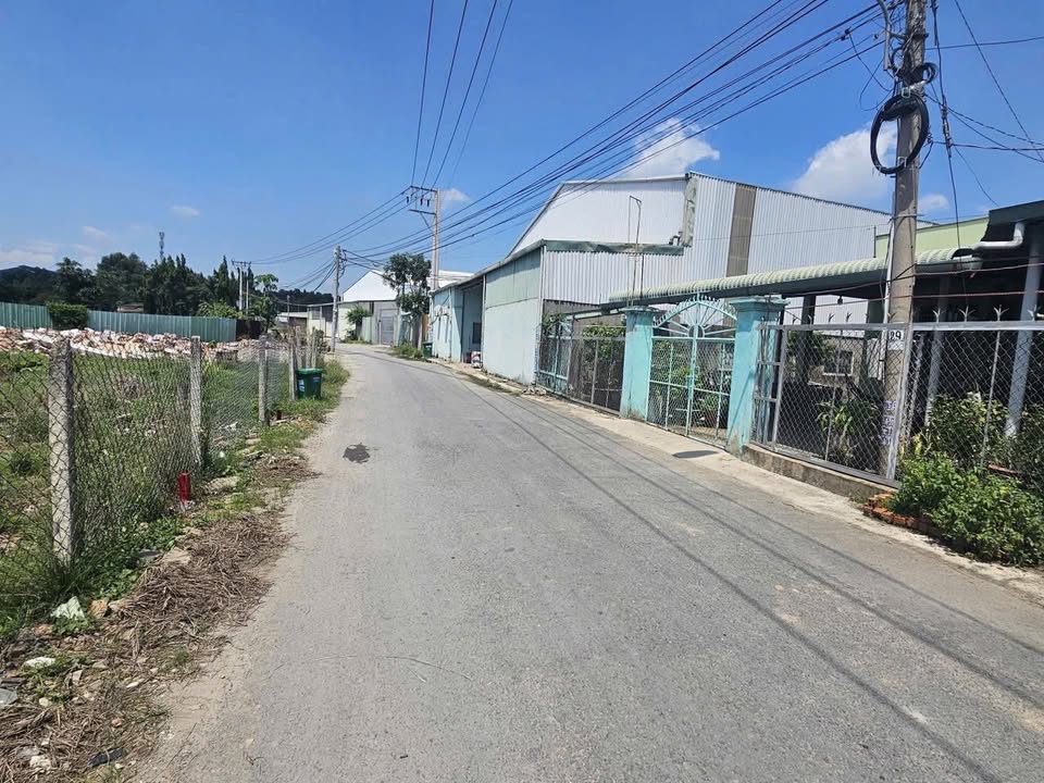 Nhà mặt tiền Khánh Bình Tân Uyên 177m² giá 2.1 tỷ - Đầu tư sinh lời ngay!