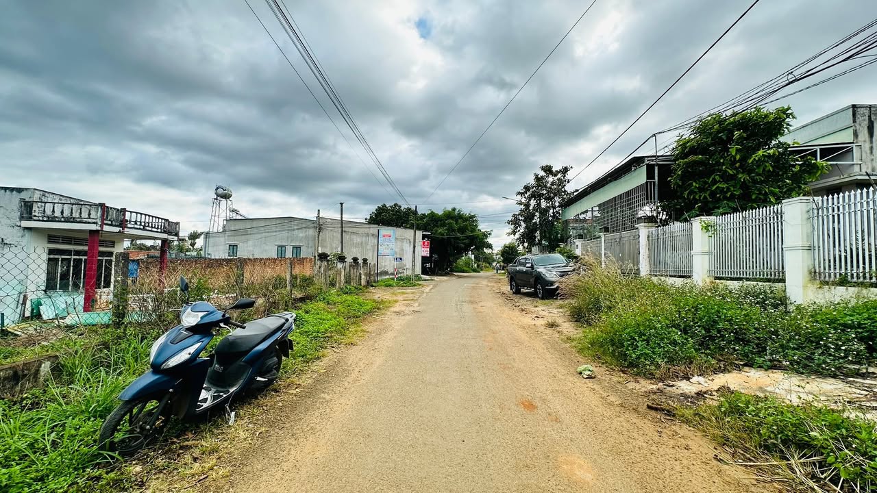 Đất mặt tiền An Dương Vương, Pleiku 135m² giá 1.45 tỷ - Cơ hội đầu tư hấp dẫn!