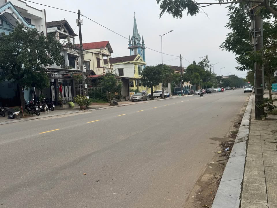 Đất góc 2 mặt tiền đường Lý Thường Kiệt, Đông Hà, 192m² - Vị trí kinh doanh siêu đẹp!