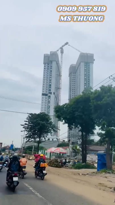 Căn hộ The Emerald 68 Bình Dương 75m² giá từ 2.8 tỷ - Sống sang giữa lòng thành phố!