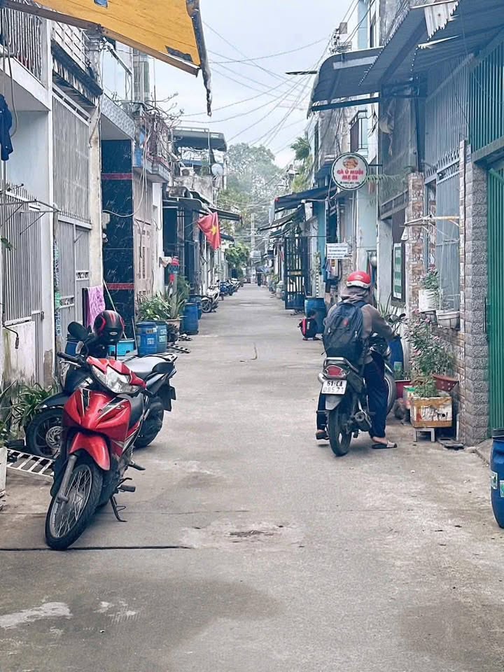 Nhà phố Tân Bình, Dĩ An 42m² giá 1.29 tỷ - Chính chủ bán gấp!