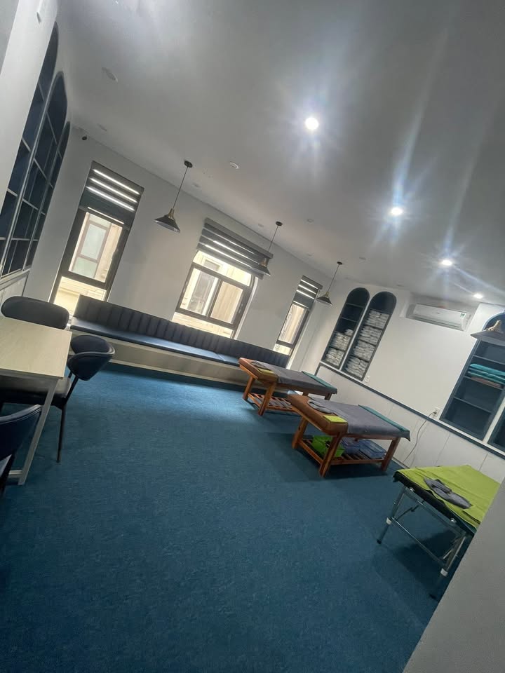 Cho thuê văn phòng Him Lam Vạn Phúc 90m² - Thang máy tiện nghi, giá tốt!