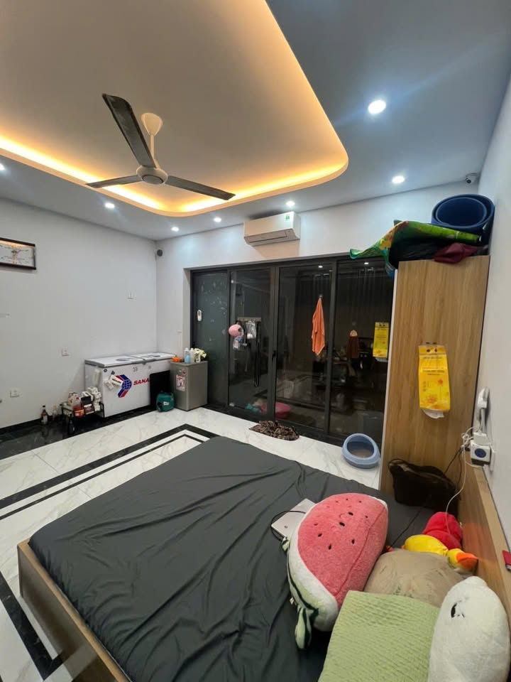 Nhà cho thuê tại ngõ 67 Phùng Khoang 40m² giá 5.5 triệu - Đỗ ô tô trước cửa